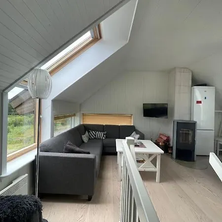 Moderne Med Badstue Og Havutsikt