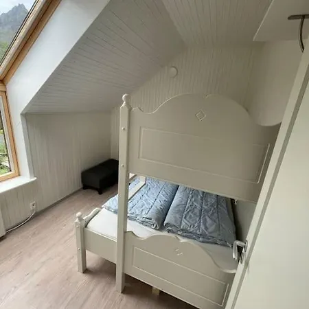 Moderne Med Badstue Og Havutsikt Kleppstad