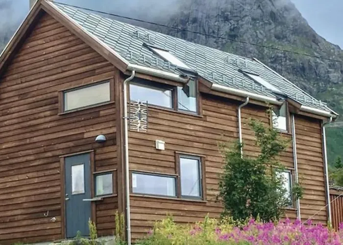 Moderne Med Badstue Og Havutsikt Lägenhet